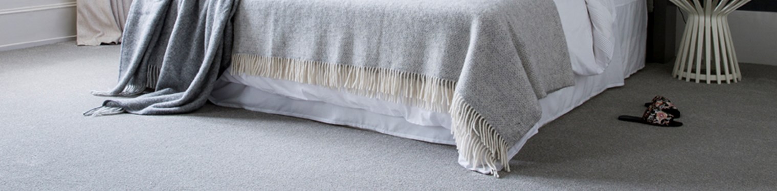 A new carpet for a modern and luxurious bedroom
